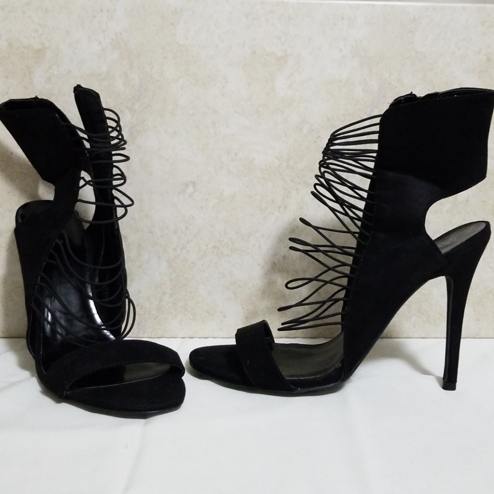 Qupid strappy black heels